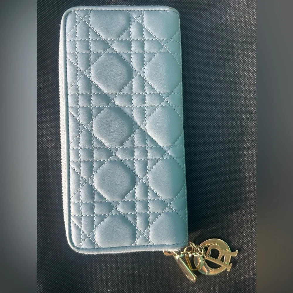 Lady Dior Voyageur Wallet Cloud Blue Cannage Lambskin
